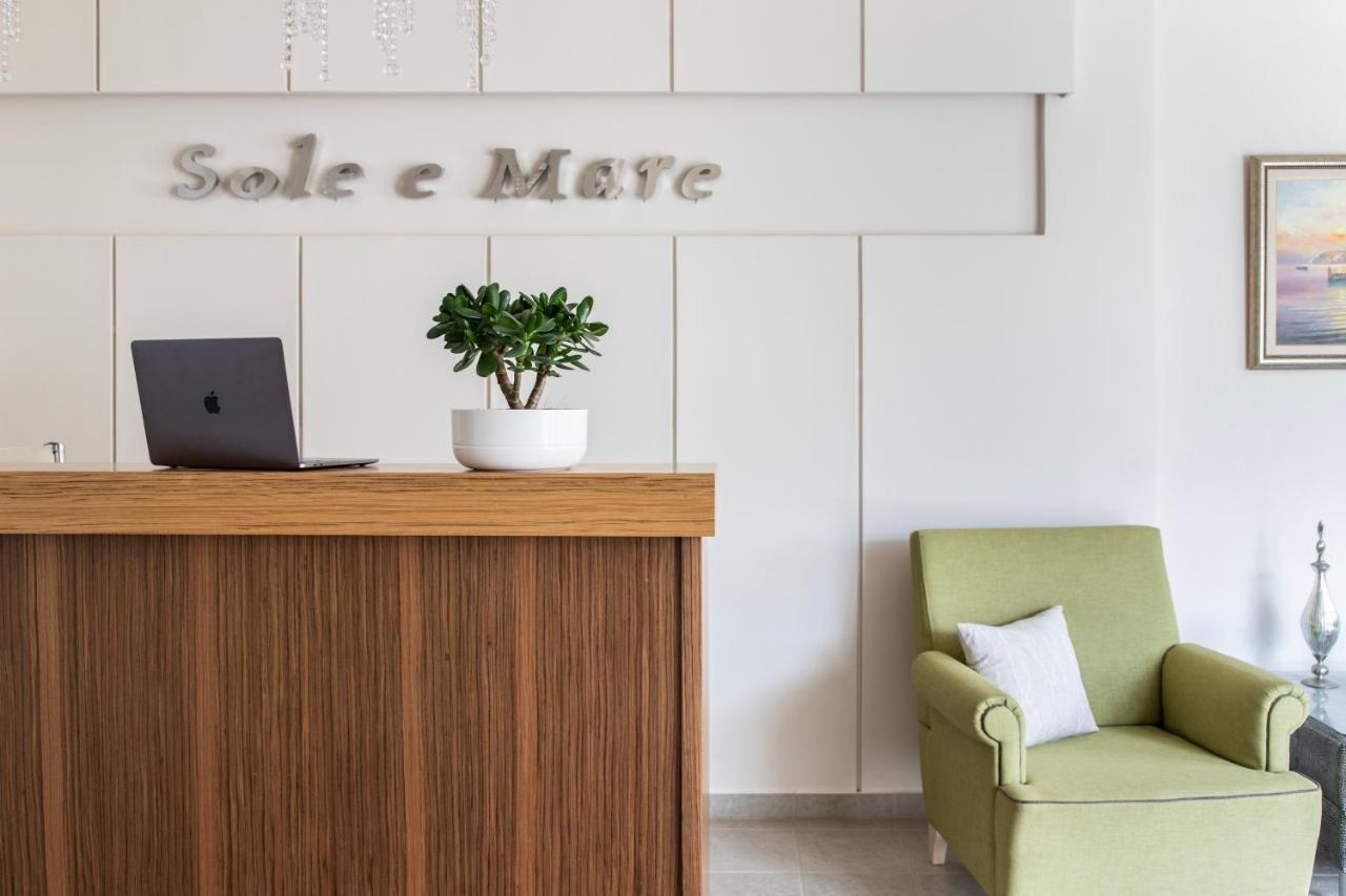 Sole Mare Hotell Chrisi Ammoudia Exteriör bild