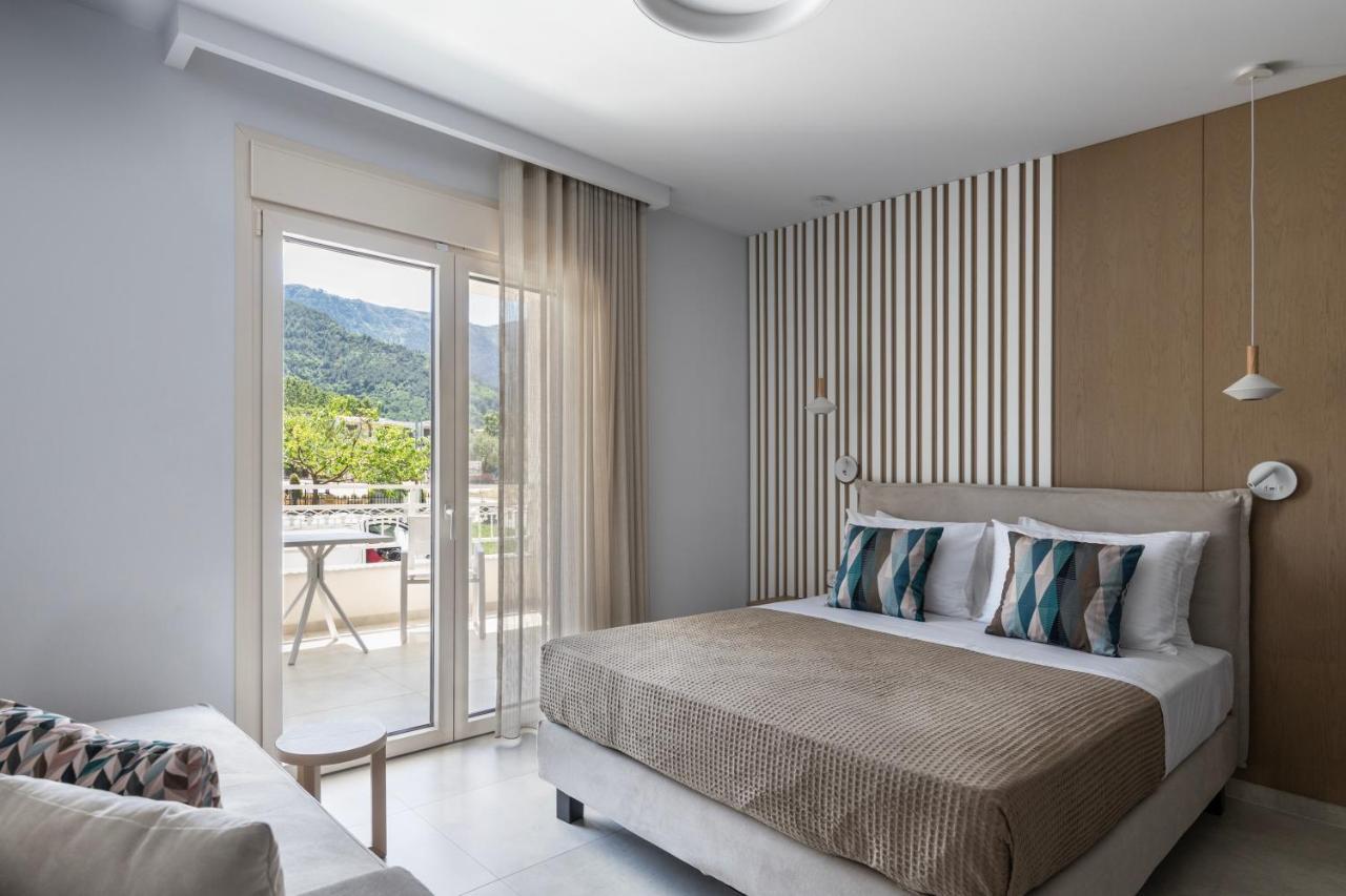 Sole Mare Hotell Chrisi Ammoudia Exteriör bild