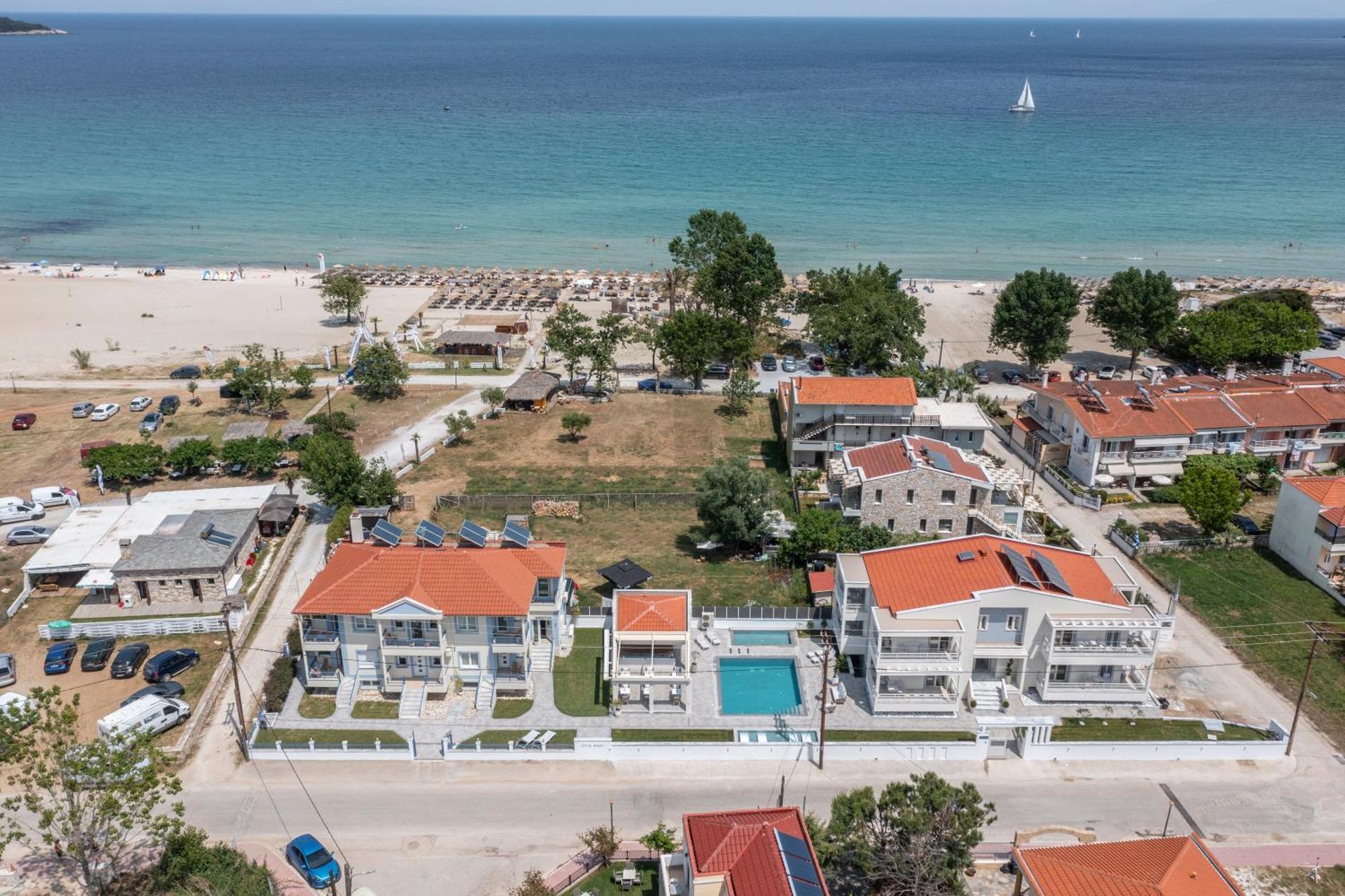 Sole Mare Hotell Chrisi Ammoudia Exteriör bild